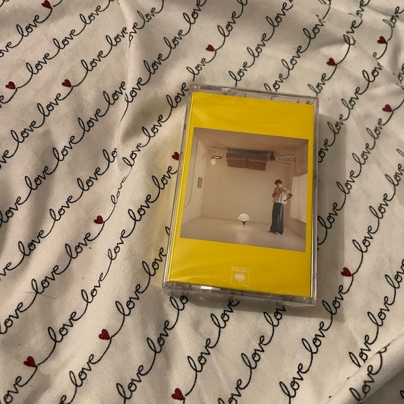 1D Accessories - harry’s house yellow cassette